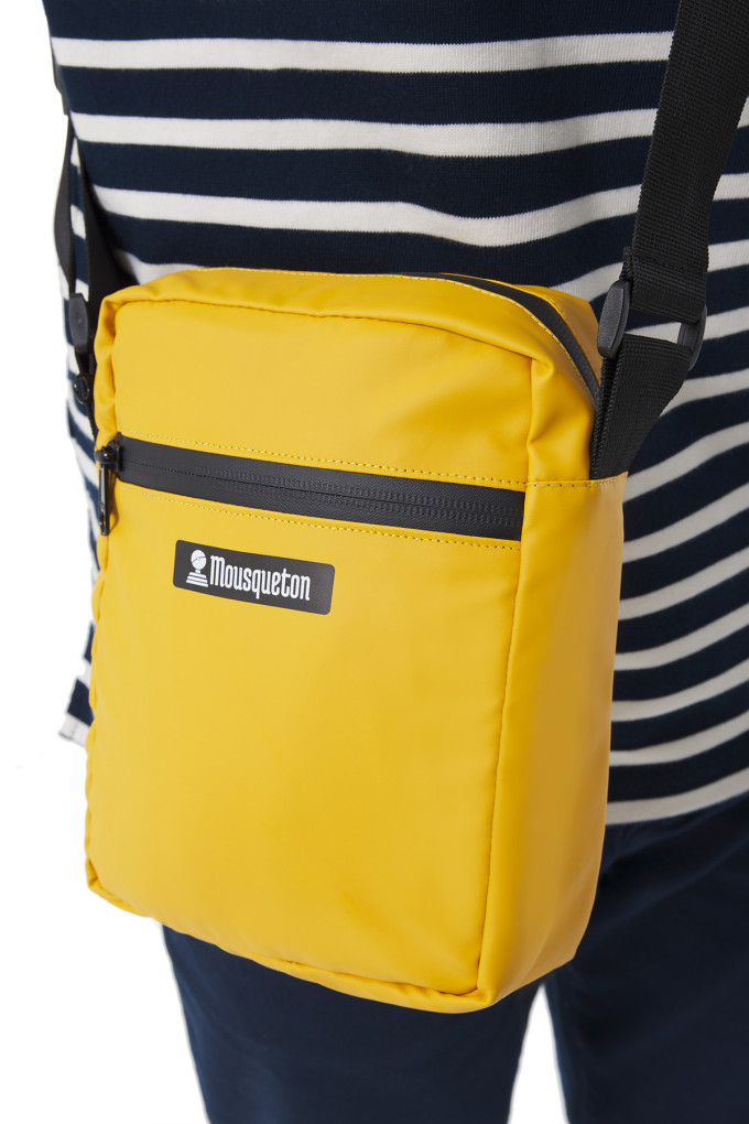 Waterproof shoulder bag | Mousqueton
