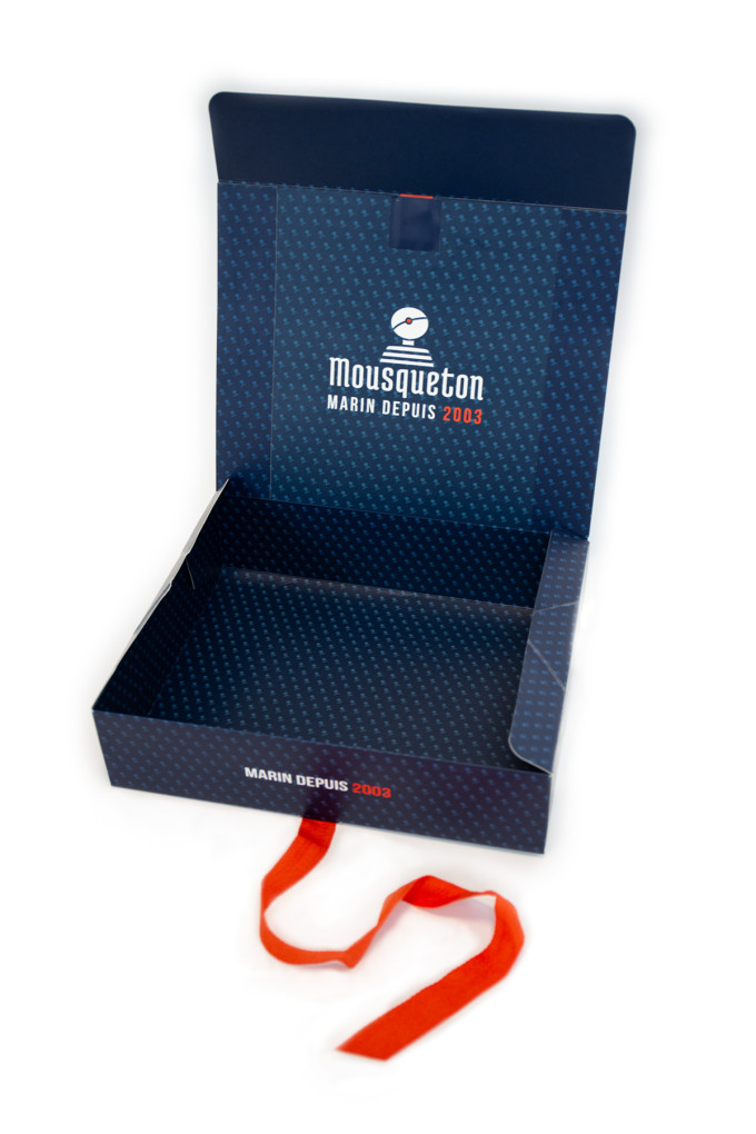 Boîte cadeau rectangle | Mousqueton