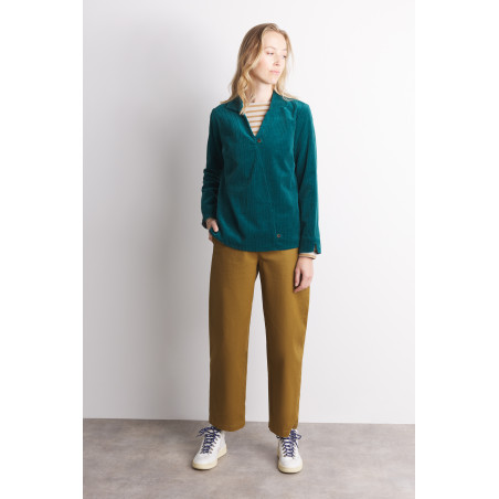 V-neck emerald green corduroy blouse | Mousqueton