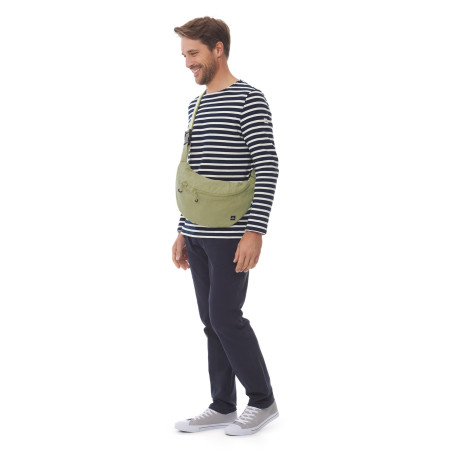 Sac banane zippé vert mousse | Mousqueton