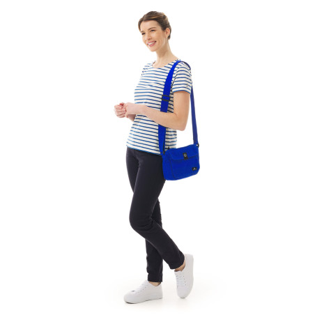 Cobalt blue zippered bag and adjustable shoulder strap | Mousqueton