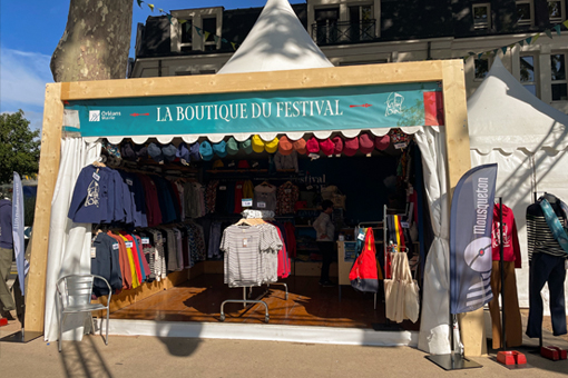 Boutique éphémère Mousqueton au Festival de Loire d'Orléans