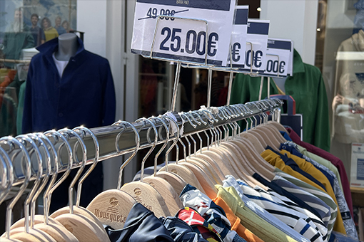 portant-vetements-mousqueton-braderie