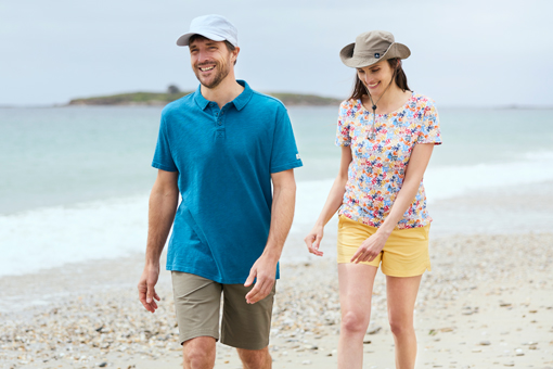 Femme et homme portant des shorts et bermudas Mousqueton