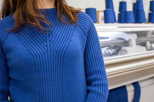 seamless bleu pullover made in Saint Malo