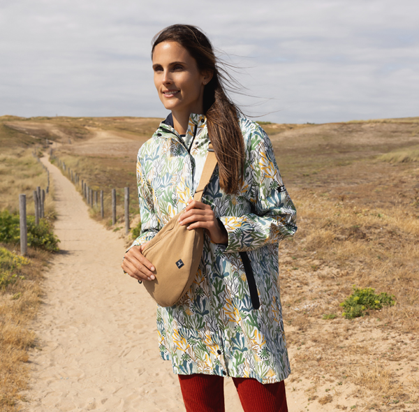 Un ciré femme pour la mi-saison