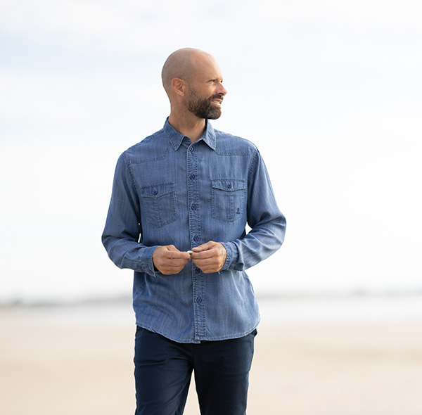 L'incontournable chemise denim