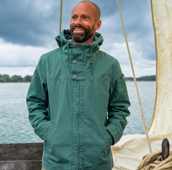 Un vert lumineux pour sortir des couleurs attendues 