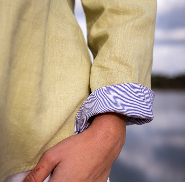 Des manches à revers